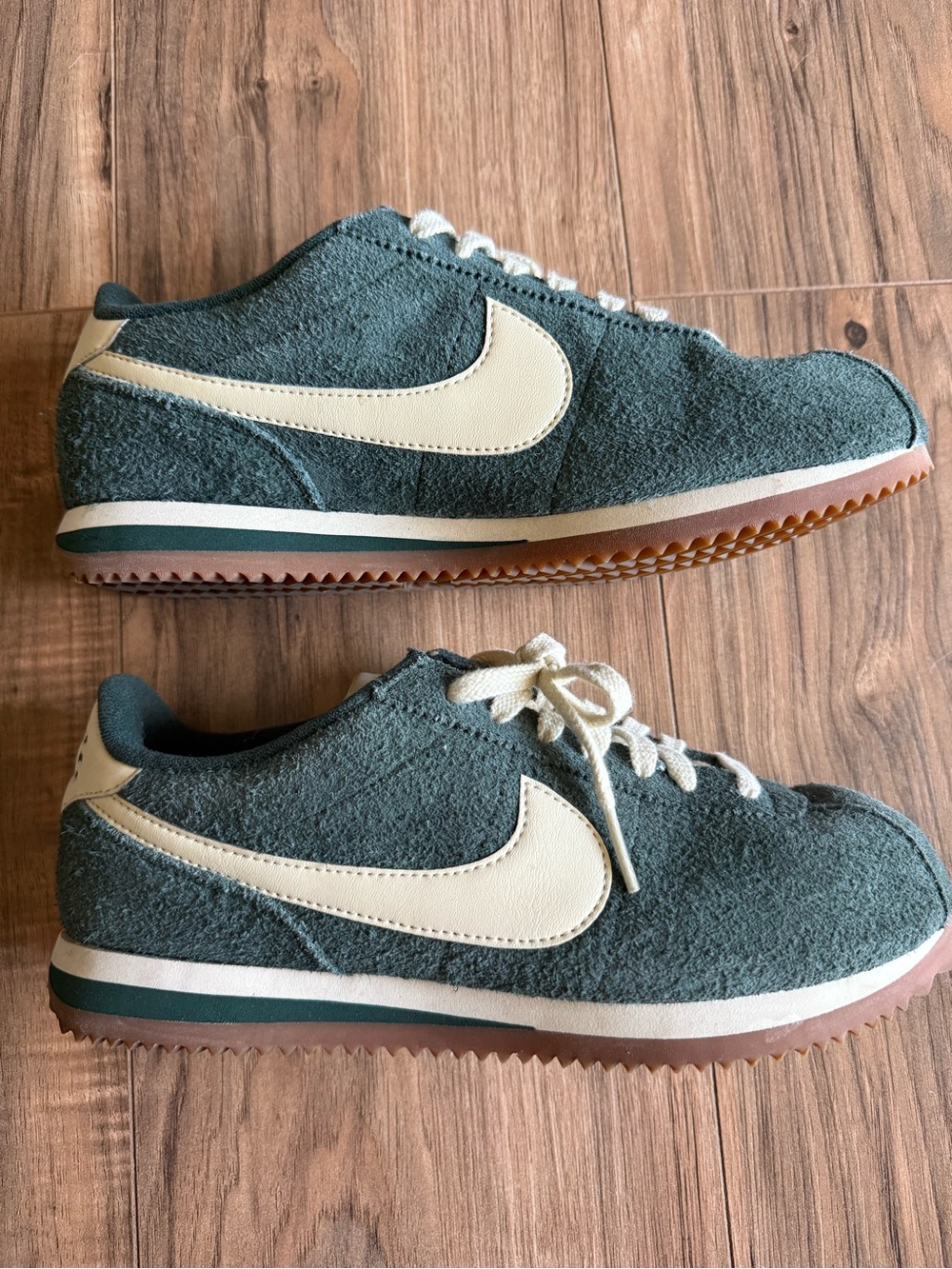 Vintage Nik Cortez Green - Picture 3 of 6